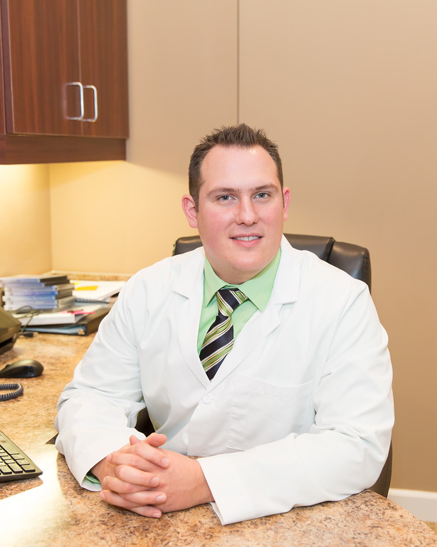 Dr. Travis Schwarz
